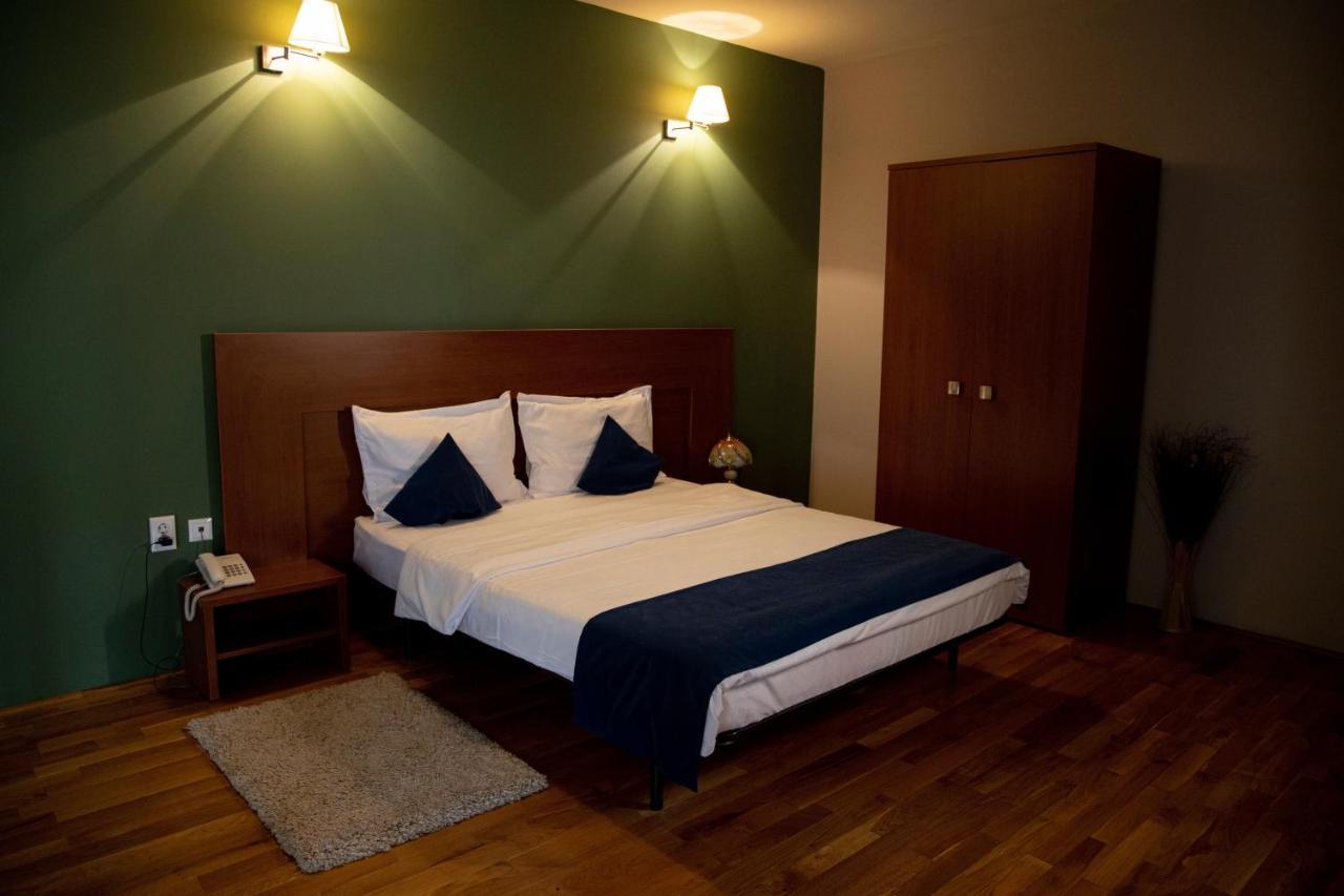 Casa Elysee Hotel Deva Zewnętrze zdjęcie